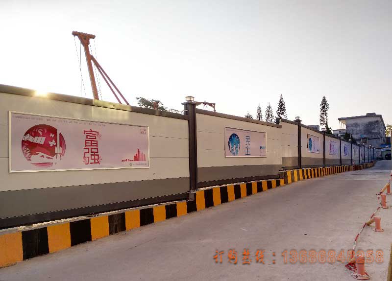 坪山为中国中铁装配式钢结构围挡A类案例