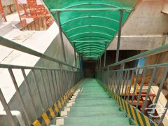 深圳海上田园站下井钢结构斜梯工程工程案例
